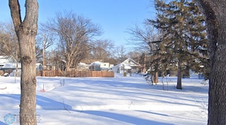 308 13th St S, Moorhead, MN 56560