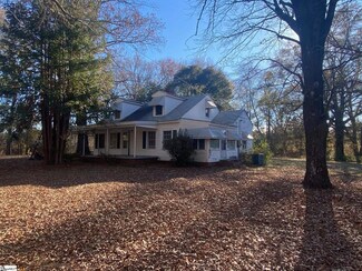 263 Narnie Rd, Laurens, SC 29360