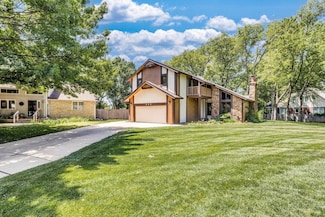 265 S Gleneagles Ct, Wichita, KS 67209