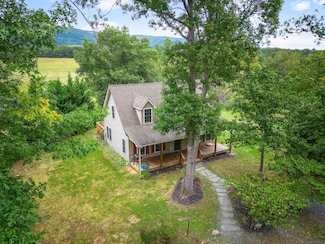 972 Tanbark Dr, Afton, VA 22920