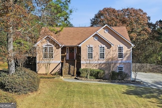 137 Orchard Way SE, Calhoun, GA 30701