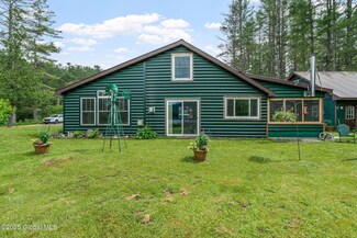 105 Virginia Ave, Wells, NY 12190
