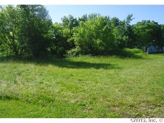 7446 Sandy Hatch Rd, Chittenango, NY 13037