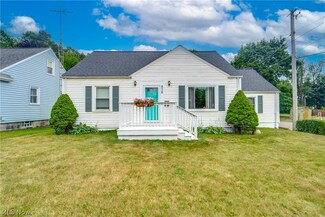 838 37th St NW, Canton, OH 44709