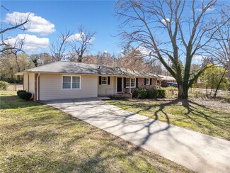 3606 Trickum Rd NE, Marietta, GA 30066