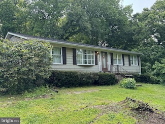 5577 Stephen Reid Rd, Huntingtown, MD 20639