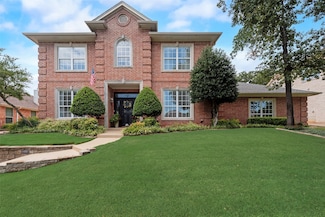 801 Bent Tree Dr, Euless, TX 76039