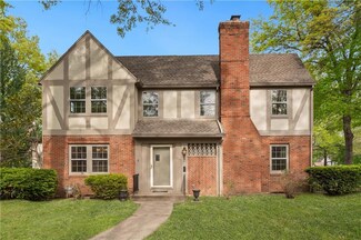 6419 Sagamore Rd, Mission Hills, KS 66208