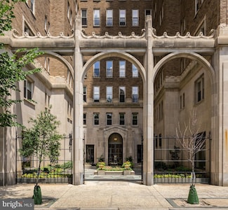 1901 Walnut St Unit 2E, Philadelphia, PA 19103