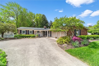 30509 Ednil Dr, Bay Village, OH 44140