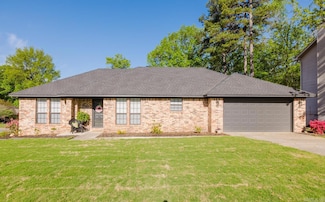920 Parkway Place Dr, Little Rock, AR 72211