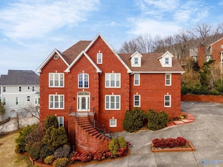 2219 Governors Bend Rd SE, Huntsville, AL 35801