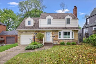 237 33rd St NW, Canton, OH 44709