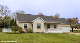 349 Aaron Ct SW, Swisher, IA 52338