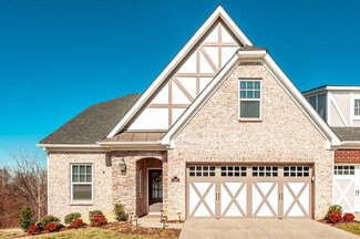 918 Cherry Grove Dr, Hendersonville, TN 37075