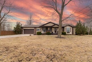 201 Pearl St, Kappa, IL 61738