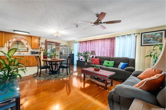 94-1334 Henokea St, Waipahu, HI 96797