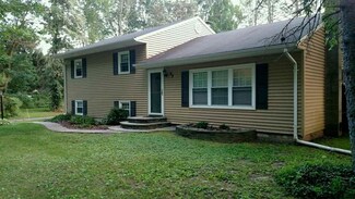 22 Foordmore Rd, Kerhonkson, NY 12446