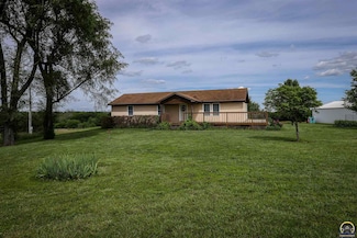 17854 R4 Rd, Mayetta, KS 66509