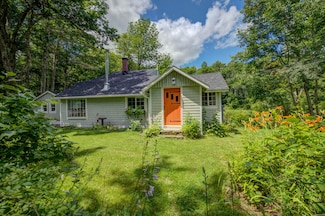 380 E Neck Rd, Nobleboro, ME 04555