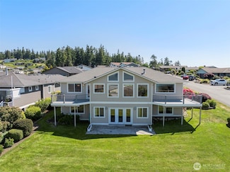 1042 Shorecrest Place, Camano Island, WA 98282