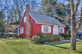 19 Town Way, Winchester, MA 01890