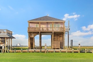 1229 N Stingaree, Crystal Beach, TX 77650