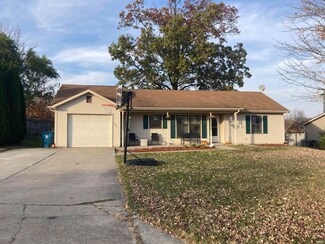 504 W Wood Creek Dr, Ossian, IN 46777
