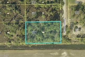 1201 Wellington Ave, Lehigh Acres, FL 33972