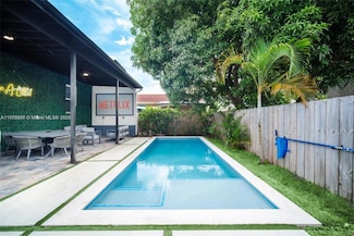 1114 SW 11th Ave, Miami, FL 33129