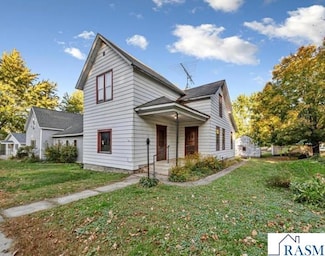 203 N 6th St, Henderson, MN 56044