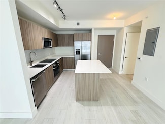 201 SW 17th Rd Unit 603, Miami, FL 33129