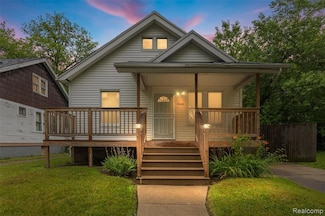 12658 Waltham St, Detroit, MI 48205