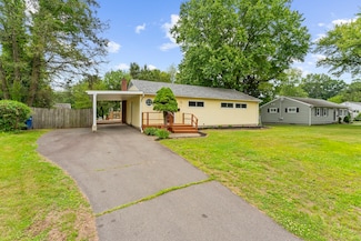 71 Green Manor Ave, Windsor, CT 06095