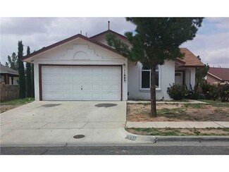 11889 Snow Hawk Dr, El Paso, TX 79936