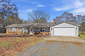 4 Belair Dr, Conway, AR 72034