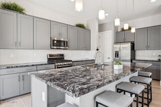 1936 W Kinfield Trail, Phoenix, AZ 85085