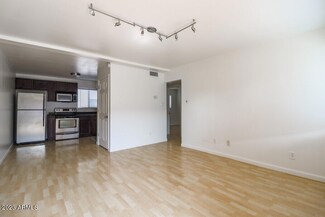 310 W Earll Dr Unit 107, Phoenix, AZ 85013