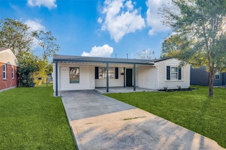 4718 San Marcus Dr, Mesquite, TX 75150