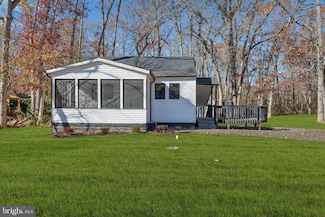 100 Stage Coach Rd, Williamstown, NJ 08094