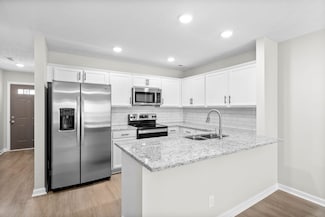 319 Longshadow Trail Unit B, Clarksville, TN 37043