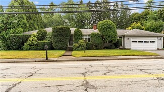 56 Scituate Ave, Cranston, RI 02921