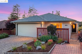 4133 Norton Ave, Oakland, CA 94602