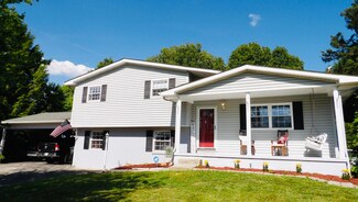 1142 Glade Hill Dr, Knoxville, TN 37909