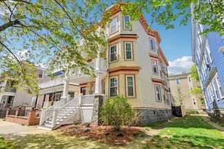 49 Pleasant St Unit 3, Dorchester, MA 02125