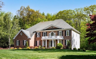 1 Dorothys Way, Bedford, NH 03110