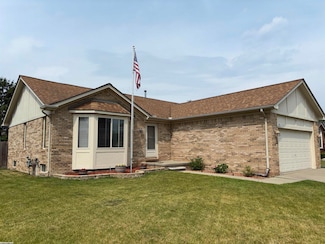 51767 Huntley Ave, New Baltimore, MI 48047