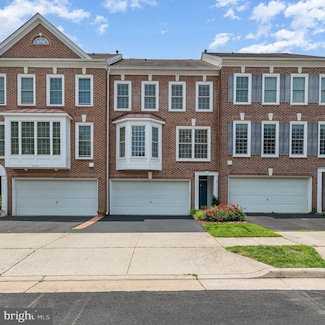 26119 Nimbleton Square, Chantilly, VA 20152