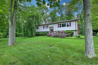 478 Alpom Dr, Orange, CT 06477