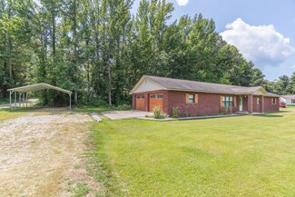 42 Birdsong Rd, Poplar Bluff, MO 63901